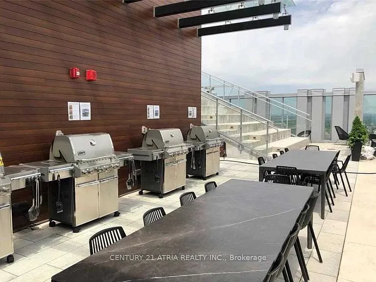 1 Yorkville Ave #2201 — Photo 15