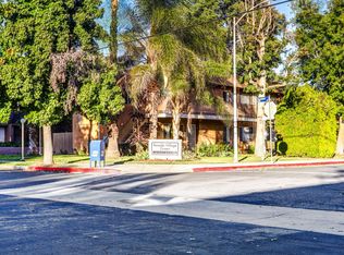 RESEDA VILLAGE GREEN, Reseda, CA 91335