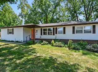 2326 E Nora St, Springfield, MO 65803