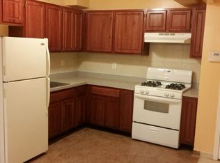 490 Central Ave, Brooklyn, NY 11221