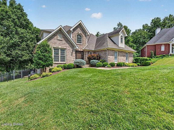 3rd image of 8807 Grand Ridge Ct