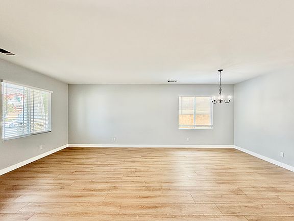 Living room & dining