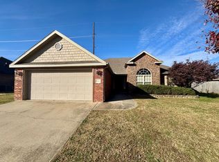 1904 SW Ashbury St, Bentonville, AR 72713