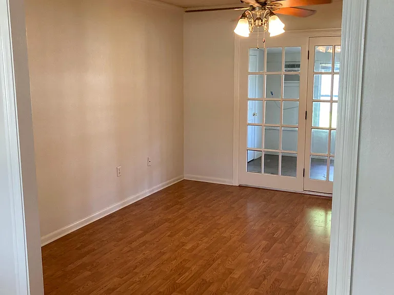 Office/Sitting Area