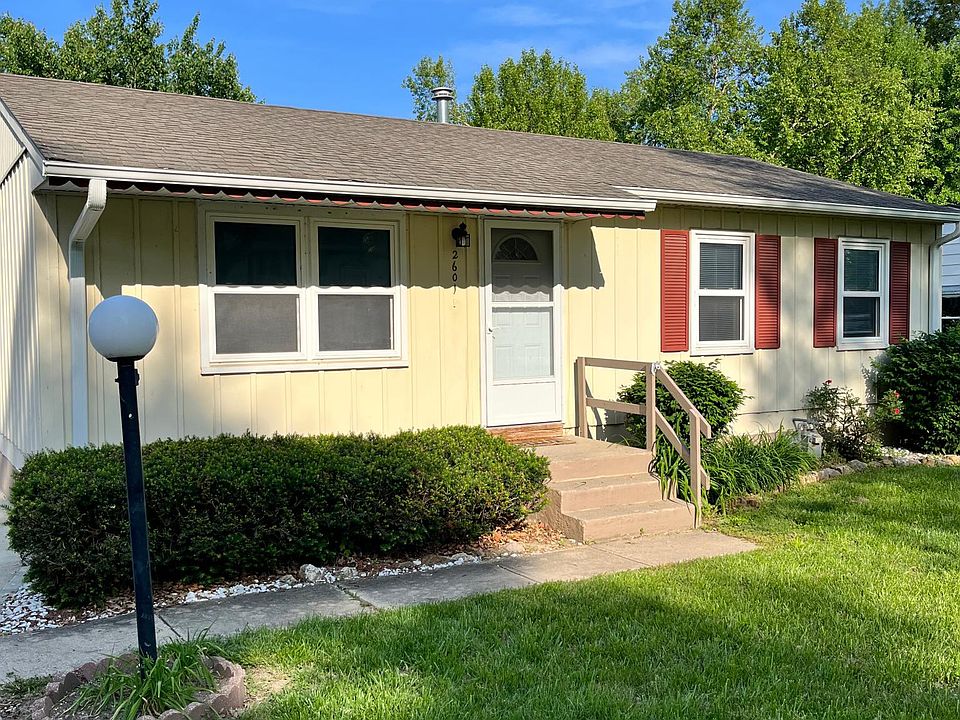 1st image of 2601 Juniper Ln