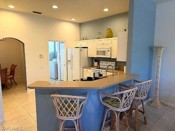 4th image of 9115 Estero River CIR
