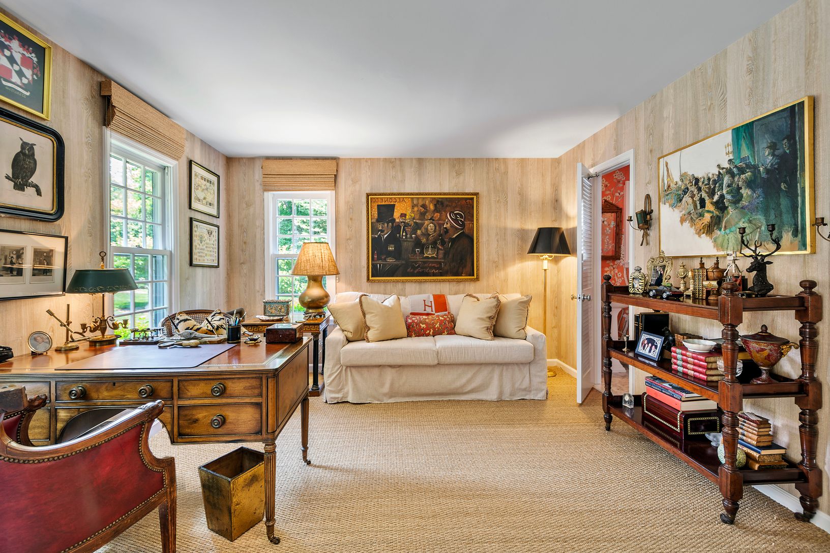 Ground floor den/en suite guest room