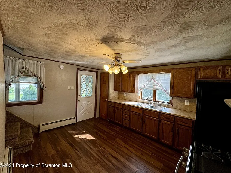 804 Beech St — Photo 6