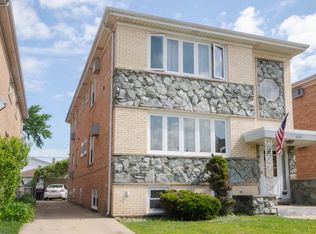 6220 W Lawrence Ave #2, Chicago, IL 60630