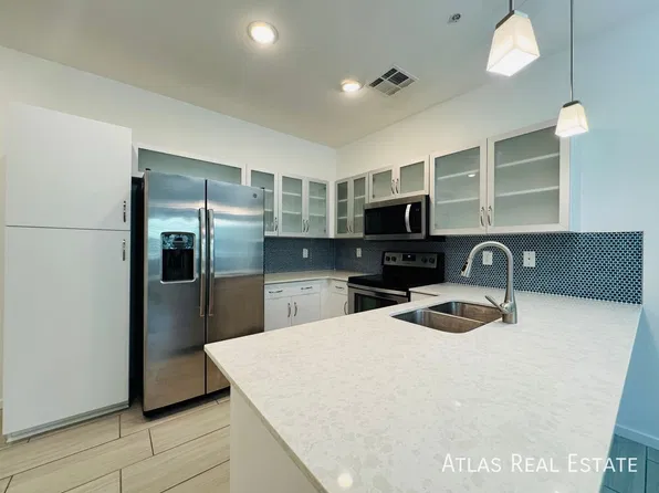 2354 E Huntington Dr, Phoenix, AZ 85040