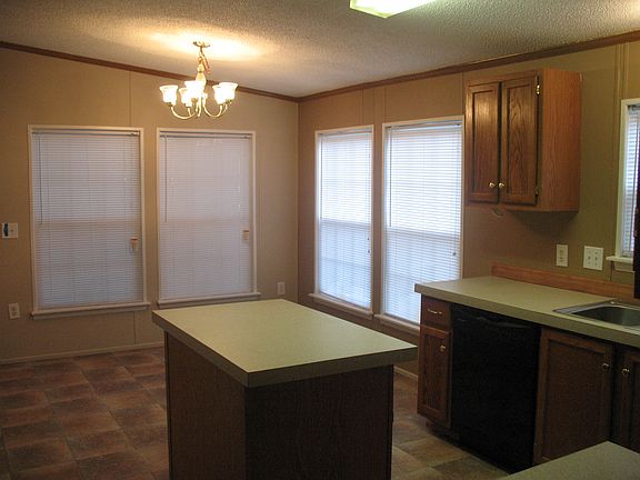 4th image of 1711 Trexlar Ave
