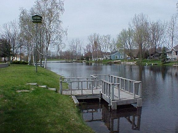 4th image of 11192 Westlawn Dr