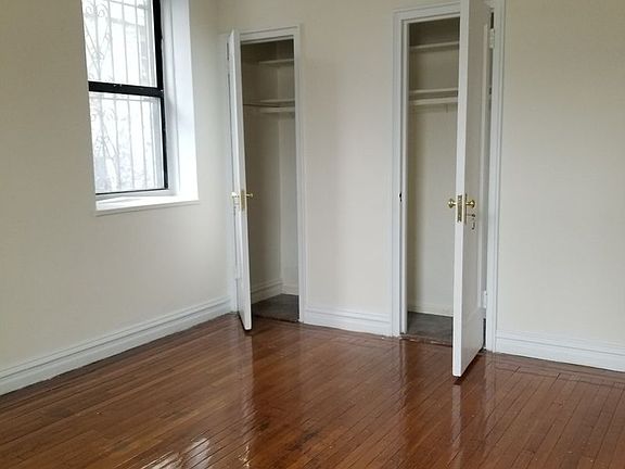 5th image of 2784 Morris Ave #Aa