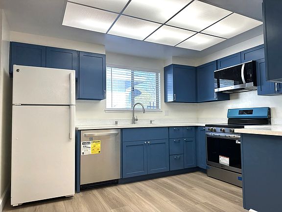 2nd image of 843 Opal Dr APT 1