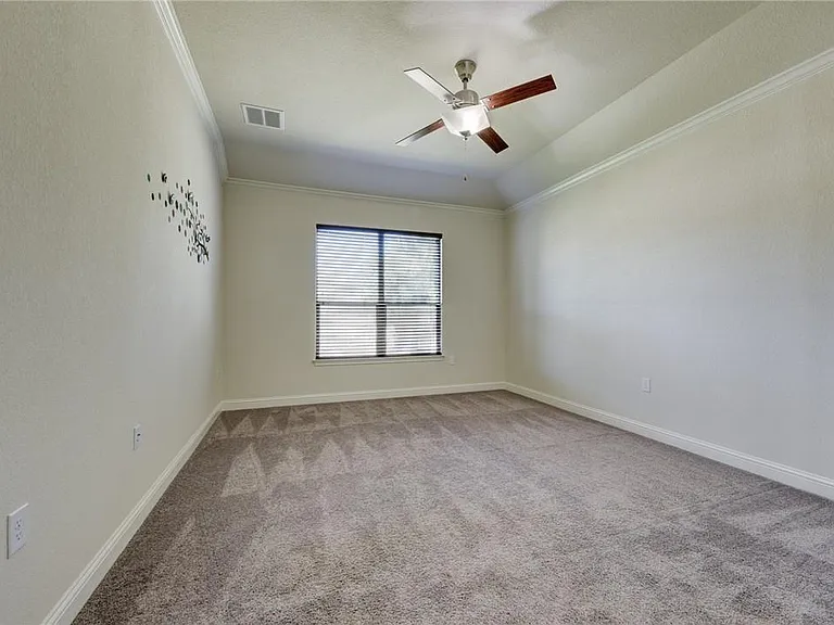14204 Tyburn Trl — Photo 10