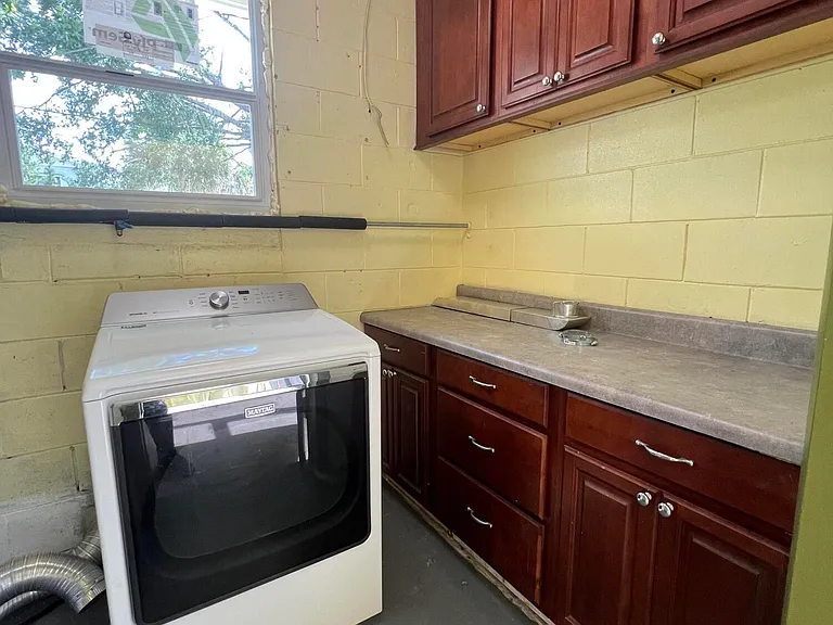 730 Glade Rd — Photo 45