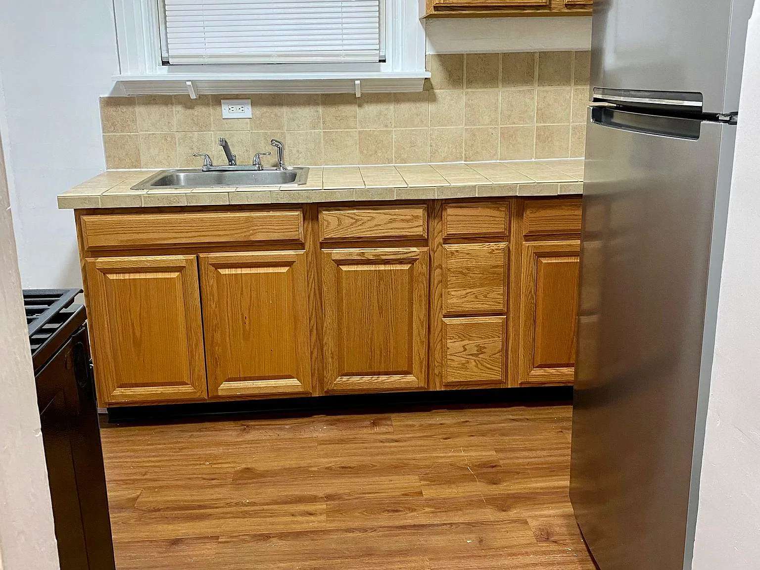 3 bed, 1260 sqft, $1,625 — Photo 4