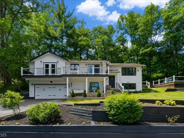 19 Somerville Rd, West Milford Twp., NJ 07421
