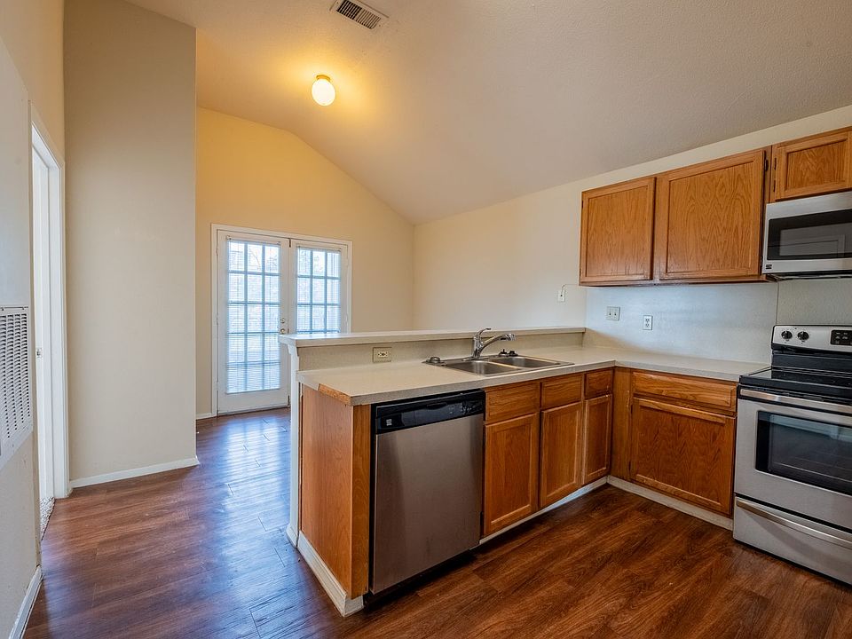 1st image of 2801 Rio Grande St APT 306