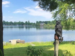 1072 Maple Heights Dr, White Lake, MI