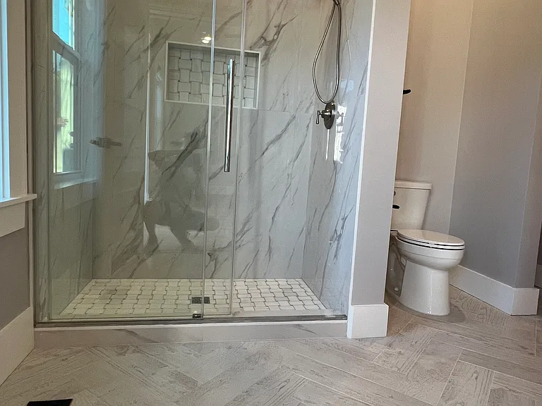 825 E Duffy St — Photo 7
