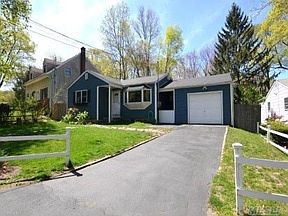 1st image of Circle Dr