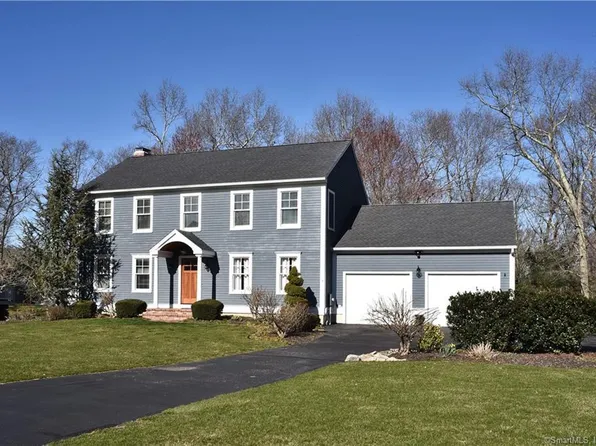 9 Timber Ridge Drive, Stonington, CT 06379