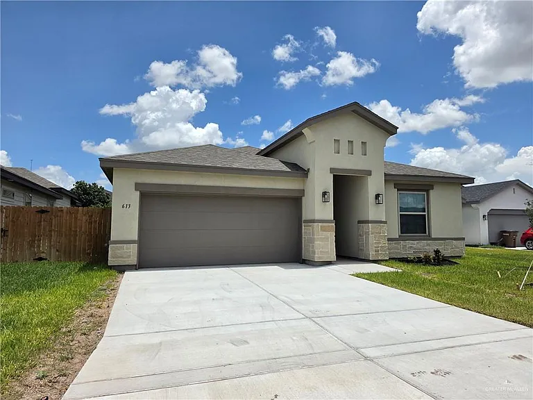 613 W Haveland St — Photo 3