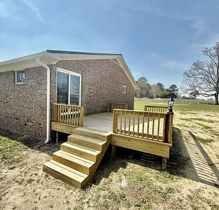 3rd image of 968 Boneville Rd
