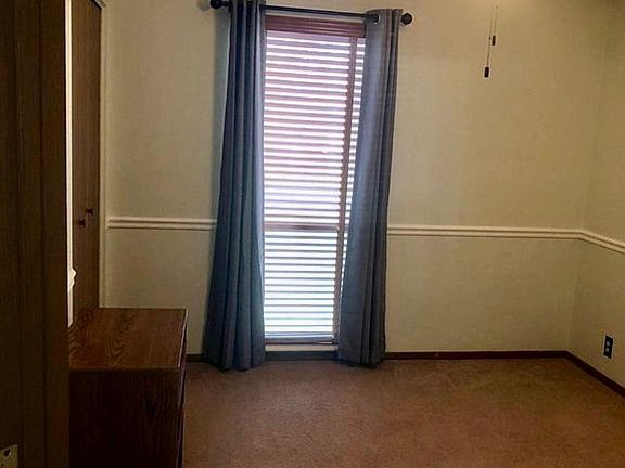 5th image of 158 Hartford Ct #158
