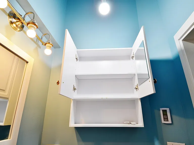 513 Avenue A #1 — Photo 25