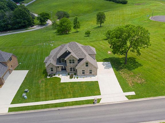 5th image of 308 Prestwick Cir