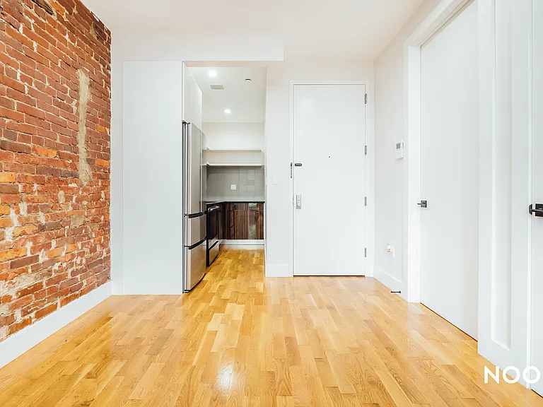 2164A Fulton St #2B — Photo 5