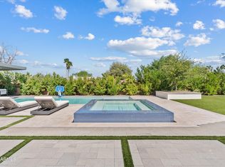 2562 E CLARK Drive, Gilbert, AZ 85297