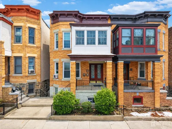 20 Concord St, Jersey City, NJ 07306