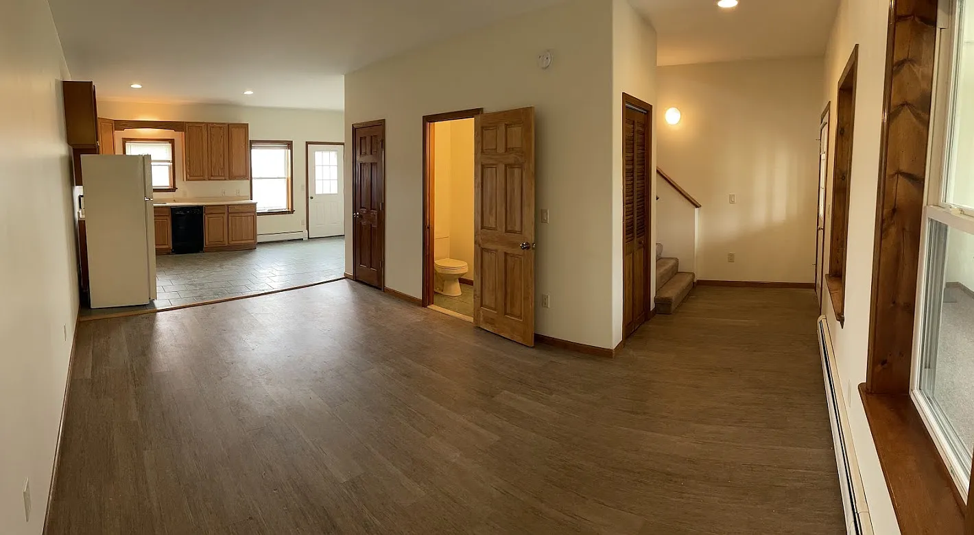 Colonial Country Estates — Photo 1