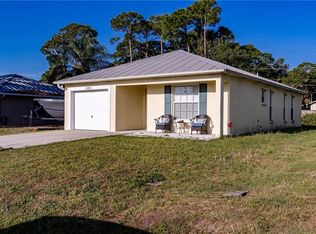 1585 17th Ct SW, Vero Beach, FL 32962
