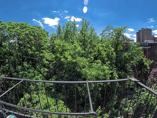 Rented by Urban Real Estate Inc | media 20