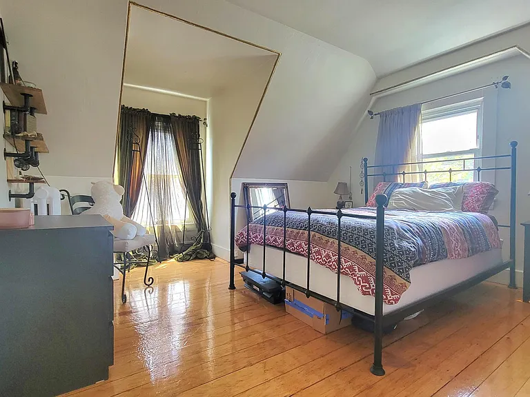 45 Auburn St #3 — Photo 10