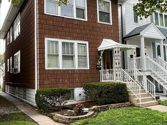 2nd image of 5854 W Leland Ave