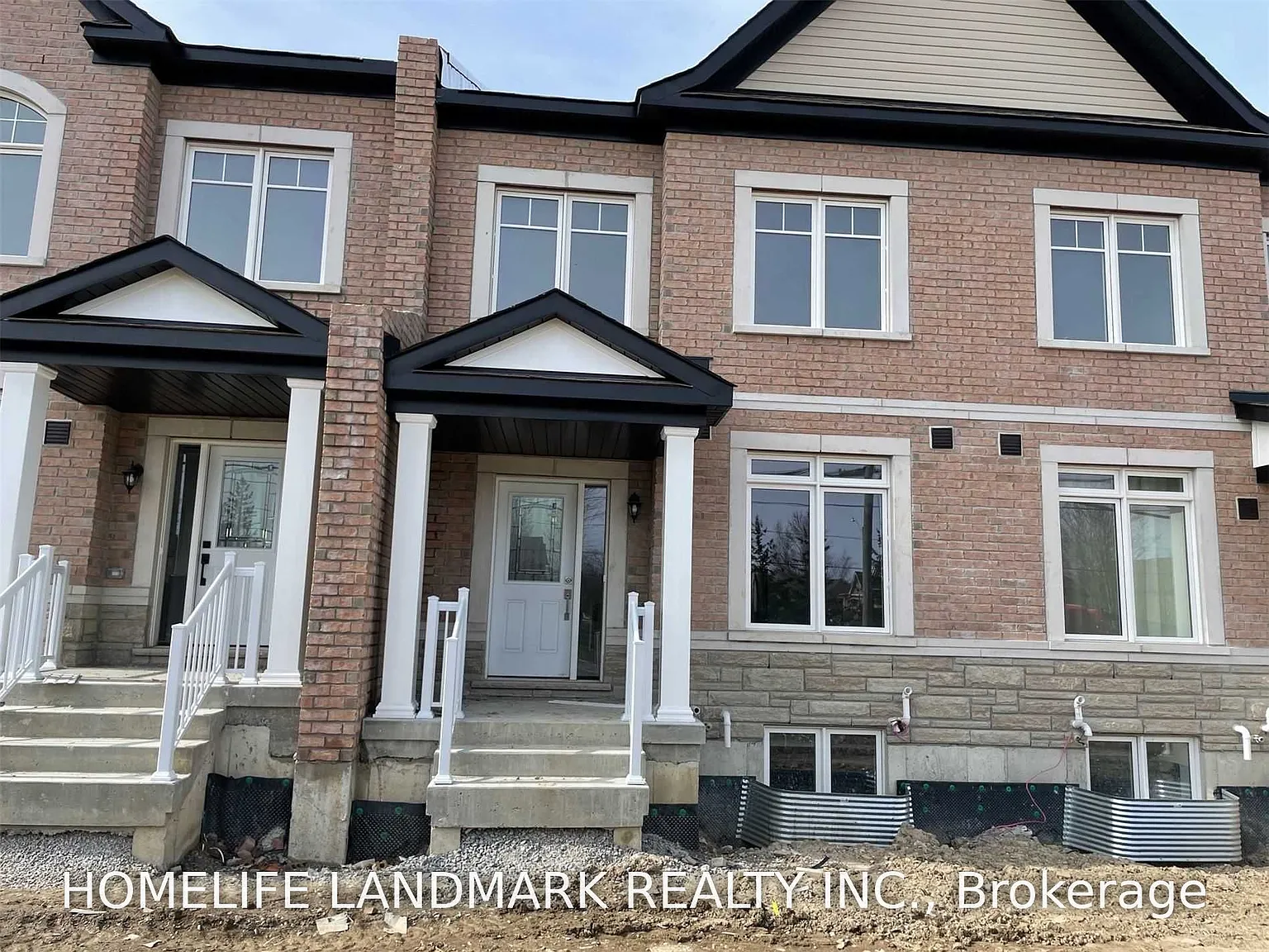 4 bed, $3,600 — Photo 1