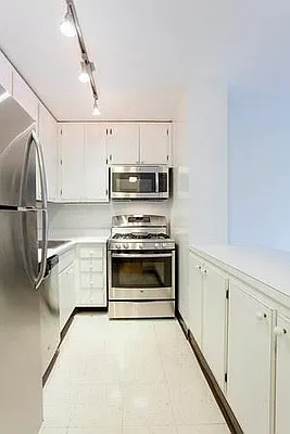 Rented by Mirador Real Estate | media 20