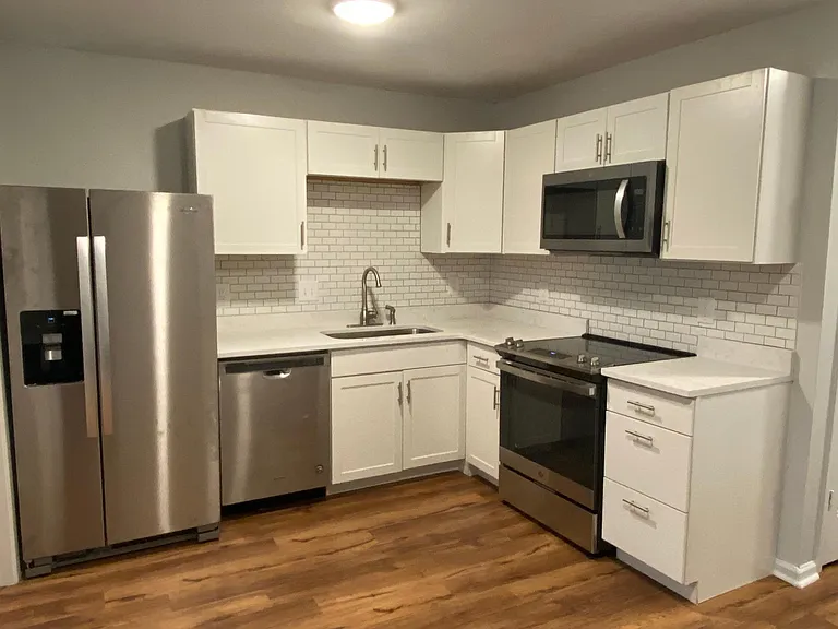 290 Fleming Rd #C — Photo 3