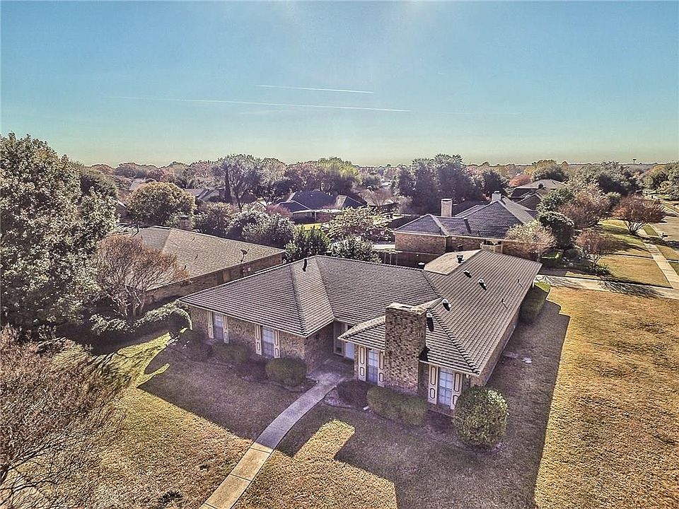 1st image of 3008 Glenhaven Dr