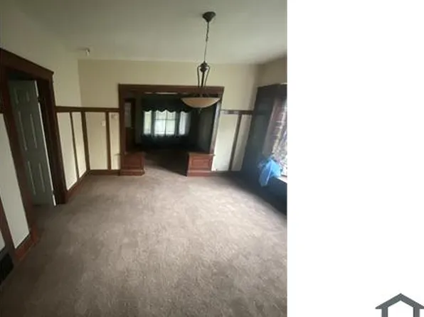 9625 Lamontier Ave #1, Cleveland, OH 44104