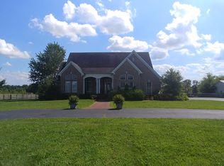 685 C W Moore Rd, Smiths Grove, KY 42171
