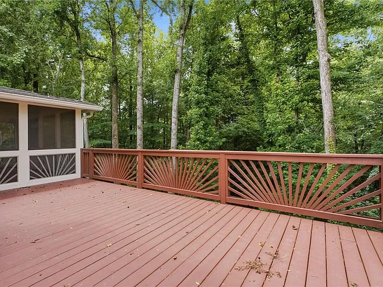 730 Rose Creek Cir — Photo 26