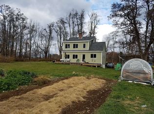 89 Pleasant St, Freedom, ME 04941