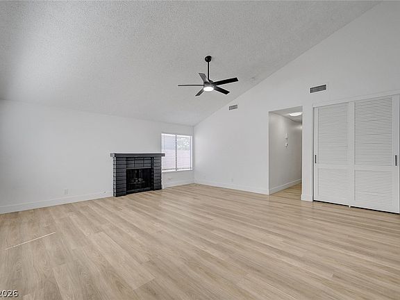 5th image of 4840 Summerhill Rd