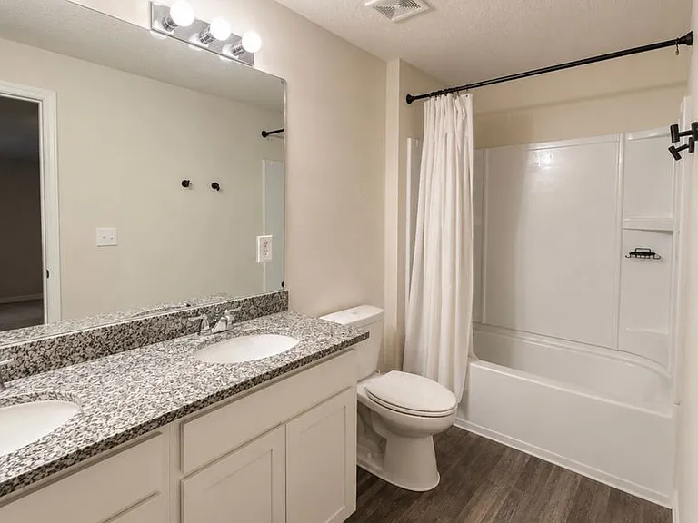 251 Breakwater St SE — Photo 9